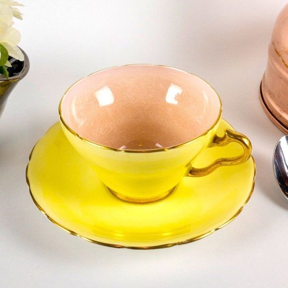 Wellington Bone China Tea Cup made in England with gorgeous yellow lustre finish - Picture 1 of 9